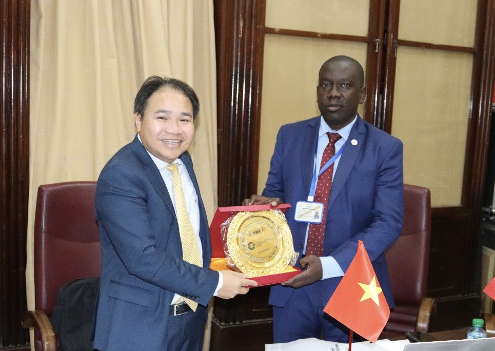 Thúc đẩy hơn nữa quan hệ hợp tác kinh tế thương mại giữa Việt Nam và Senegal
