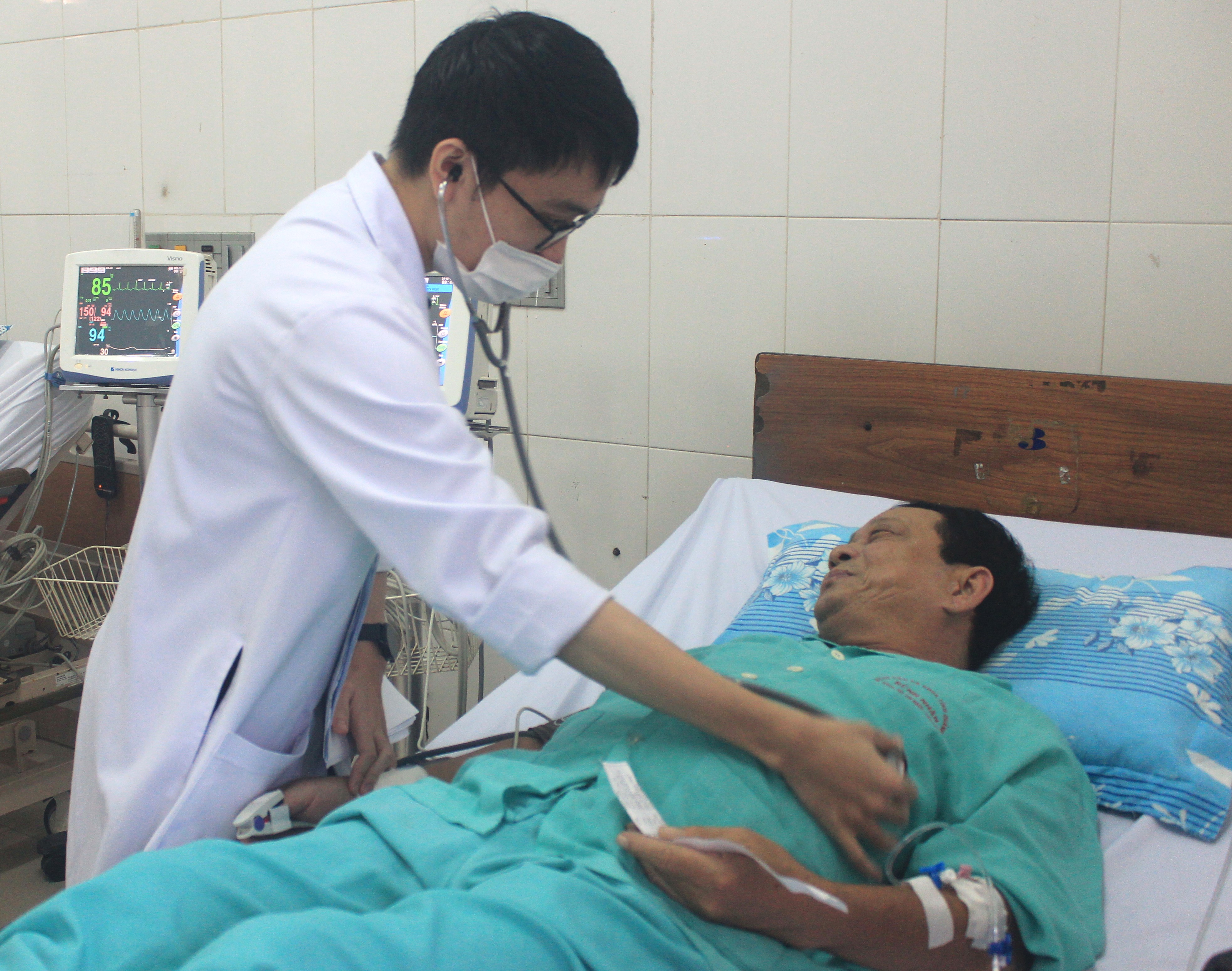 Nâng cao hiệu quả công tác giám định, đảm bảo quyền lợi cho người tham gia BHYT