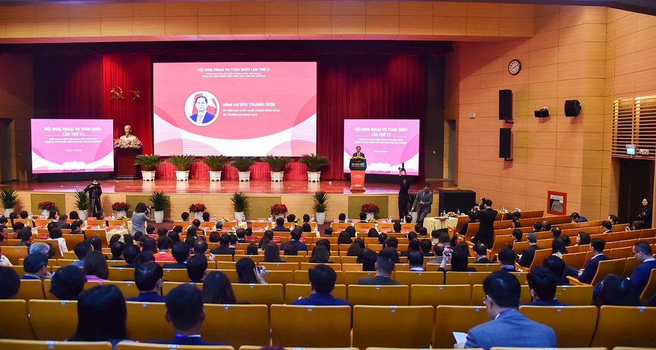 Đổi mới hơn nữa tư duy trong triển khai công tác đối ngoại địa phương