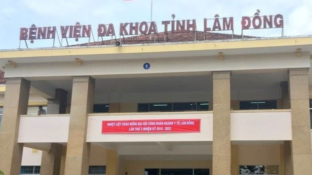 Khởi tố, tạm giam một bác sĩ cùng đồng phạm có hành vi trục lợi bảo hiểm y tế