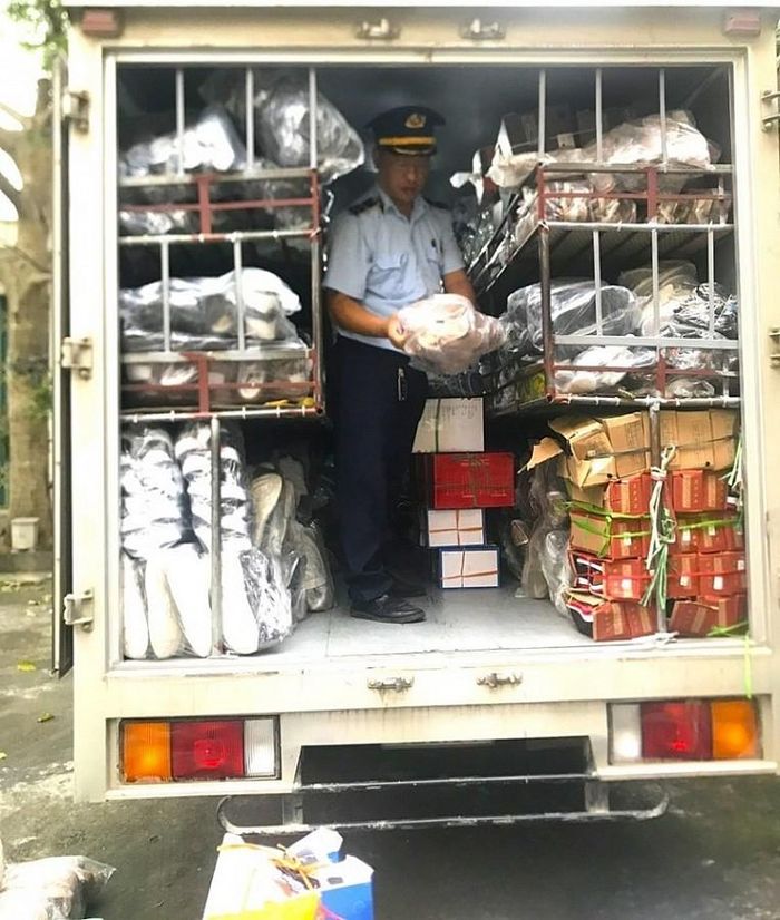 Thanh Hoá Phát hiện 450 sản phẩm có dấu hiệu giả mạo, hàng nhập lậu