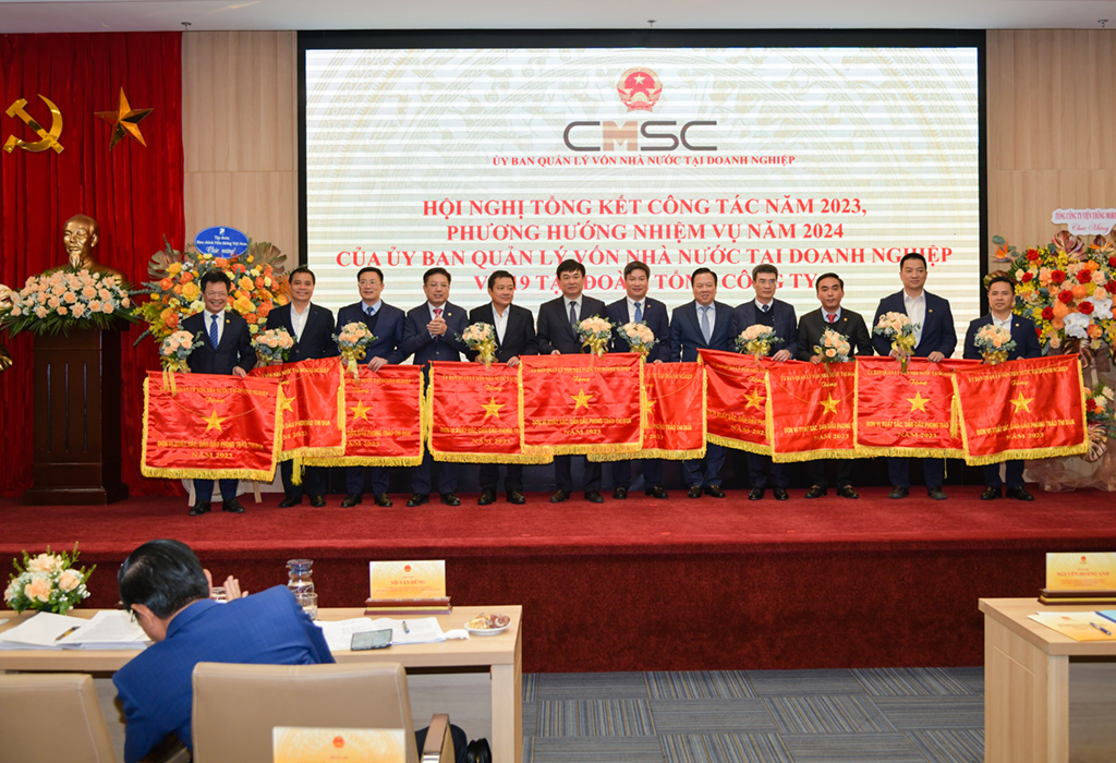 Tiếp tục giữ vai trò nòng cốt trong nhiều ngành, lĩnh vực kinh tế quan trọng của đất nước