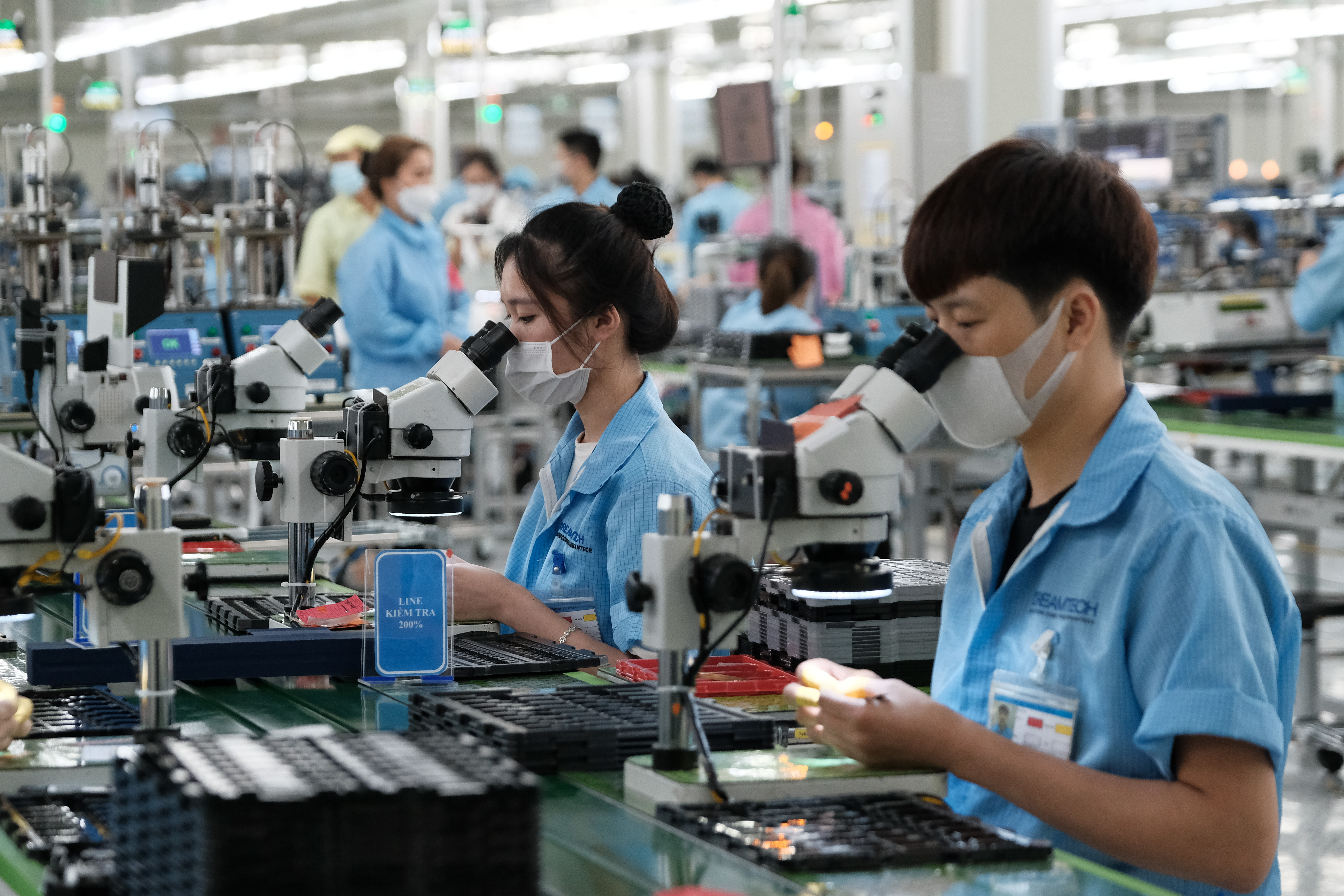 Chốt tăng lương tối thiểu vùng năm 2024 thêm 6