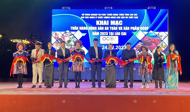 Tuần hàng nông sản an toàn và sản phẩm OCOP năm 2023 tại Lào Cai
