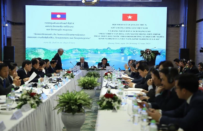 Làm phong phú thêm công tác nghiên cứu lý luận của Việt Nam và Lào
