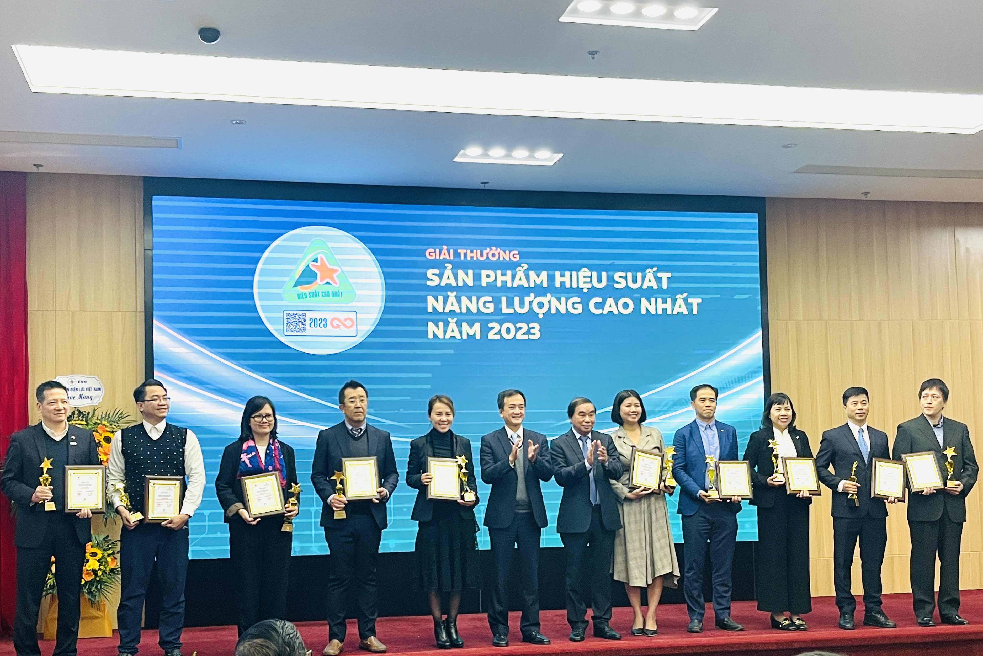 Vinh danh các doanh nghiệp, thương hiệu tiết kiệm năng lượng năm 2023