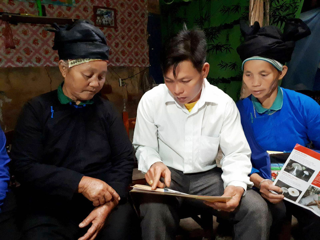 Hà Giang Bí thư chi bộ thôn Phàn Tờ Mìn nêu gương sáng