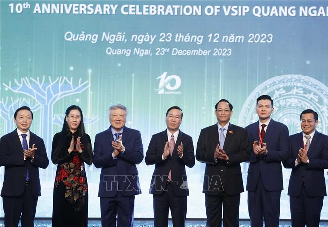 Chủ tịch nước Võ Văn Thưởng dự Lễ kỷ niệm 10 năm VSIP Quảng Ngãi