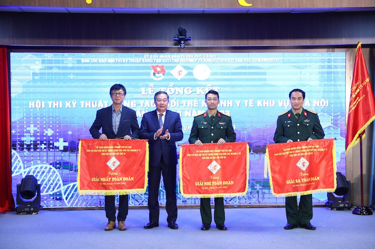 18 đề tài, kỹ thuật đoạt giải Nhất hội thi Kỹ thuật sáng tạo tuổi trẻ ngành Y tế khu vực Hà Nội lần thứ 30