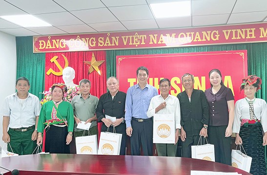 Sơn La Quan tâm thực hiện chính sách đối với người có uy tín