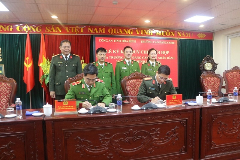 Công an Hòa Bình ký kết Quy chế phối hợp với Trường Cao đẳng CSND I