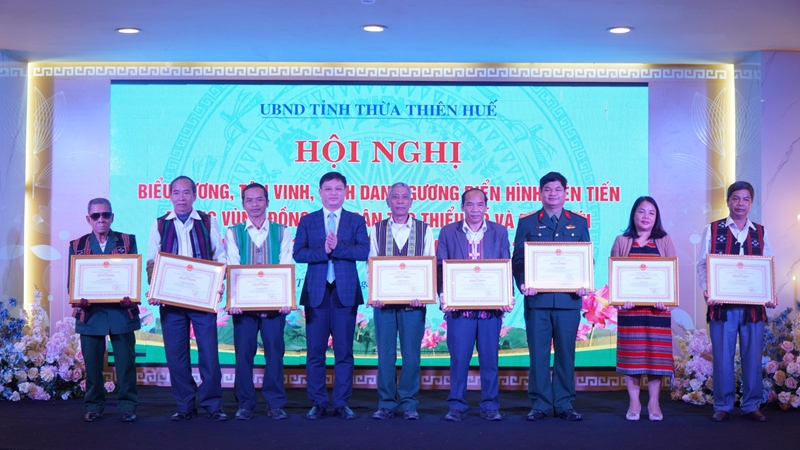 Thừa Thiên Huế Biểu dương gương điển hình tiên tiến vùng đồng bào dân tộc thiểu số