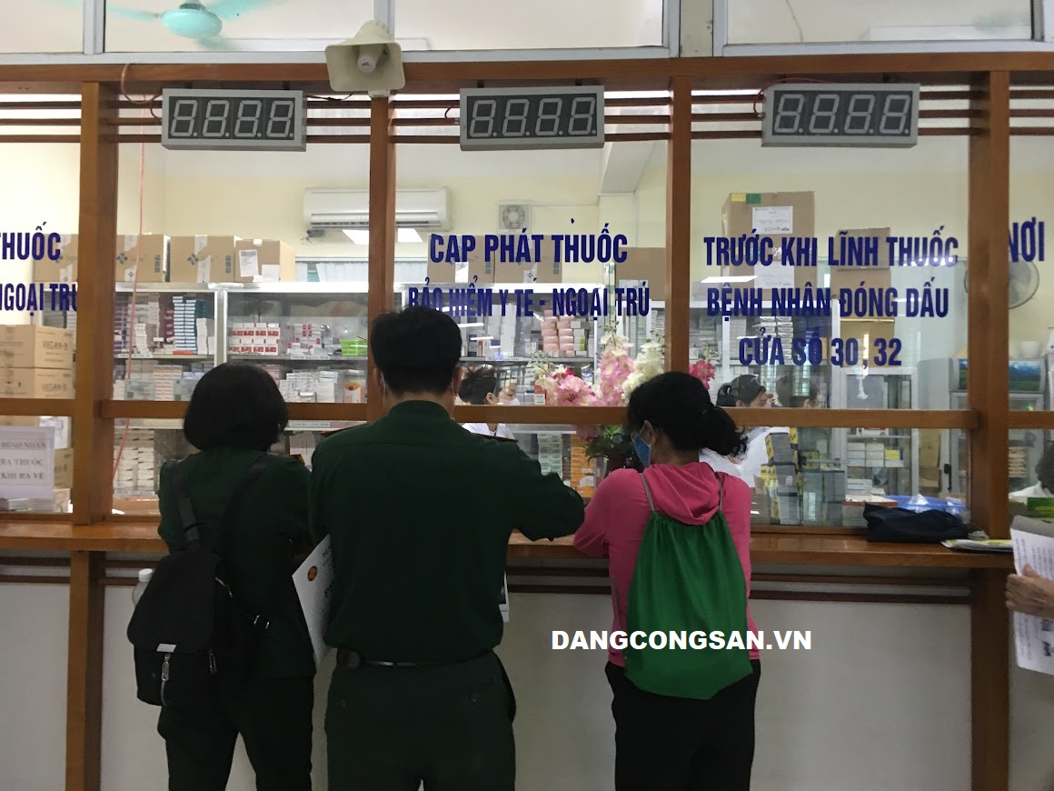 Hà Nội Hướng dẫn đăng ký khám chữa bệnh BHYT ban đầu năm 2024