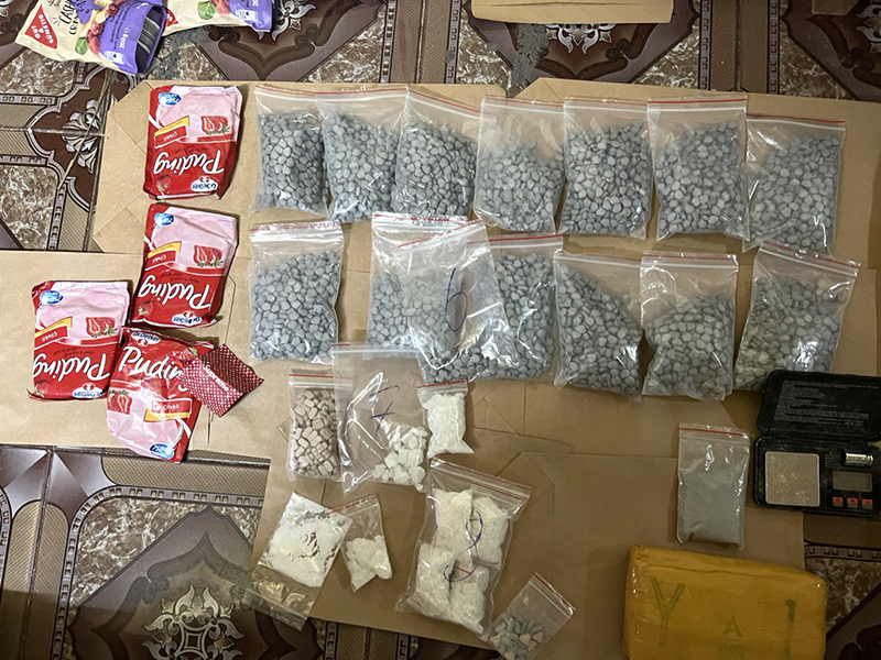 Quảng Bình Bắt 3 đối tượng và thu giữ hơn 10kg ma túy tổng hợp các loại