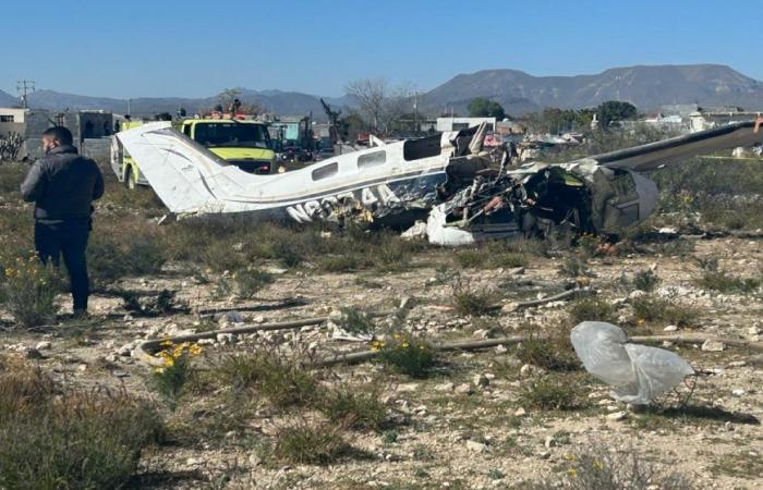 Rơi máy bay chở khách tại Mexico