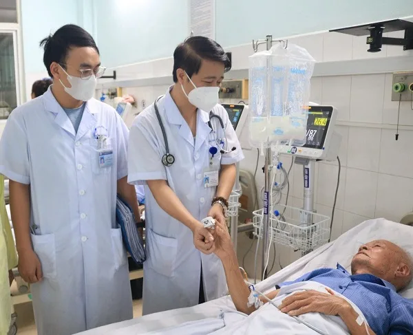 Cảnh báo người bệnh đột quỵ nhập viện do thời tiết lạnh