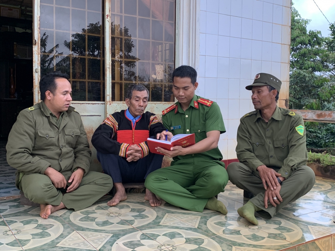 Đắk Lắk Phát huy người có uy tín gương mẫu trong phòng chống tội phạm vùng đồng bào dân tộc thiểu số và miền núi