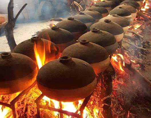 Cá kho Làng Vũ Đại đỏ lửa vụ Tết