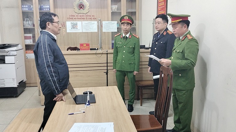 Bắt giám đốc trốn thuế gây thiệt hại hơn 10 tỷ đồng