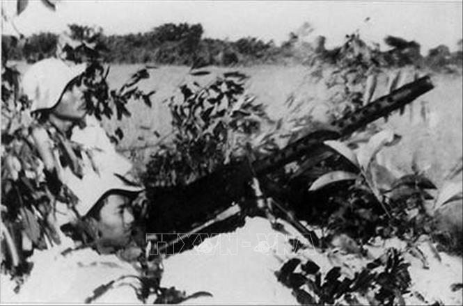 Ngày này năm xưa 02 01