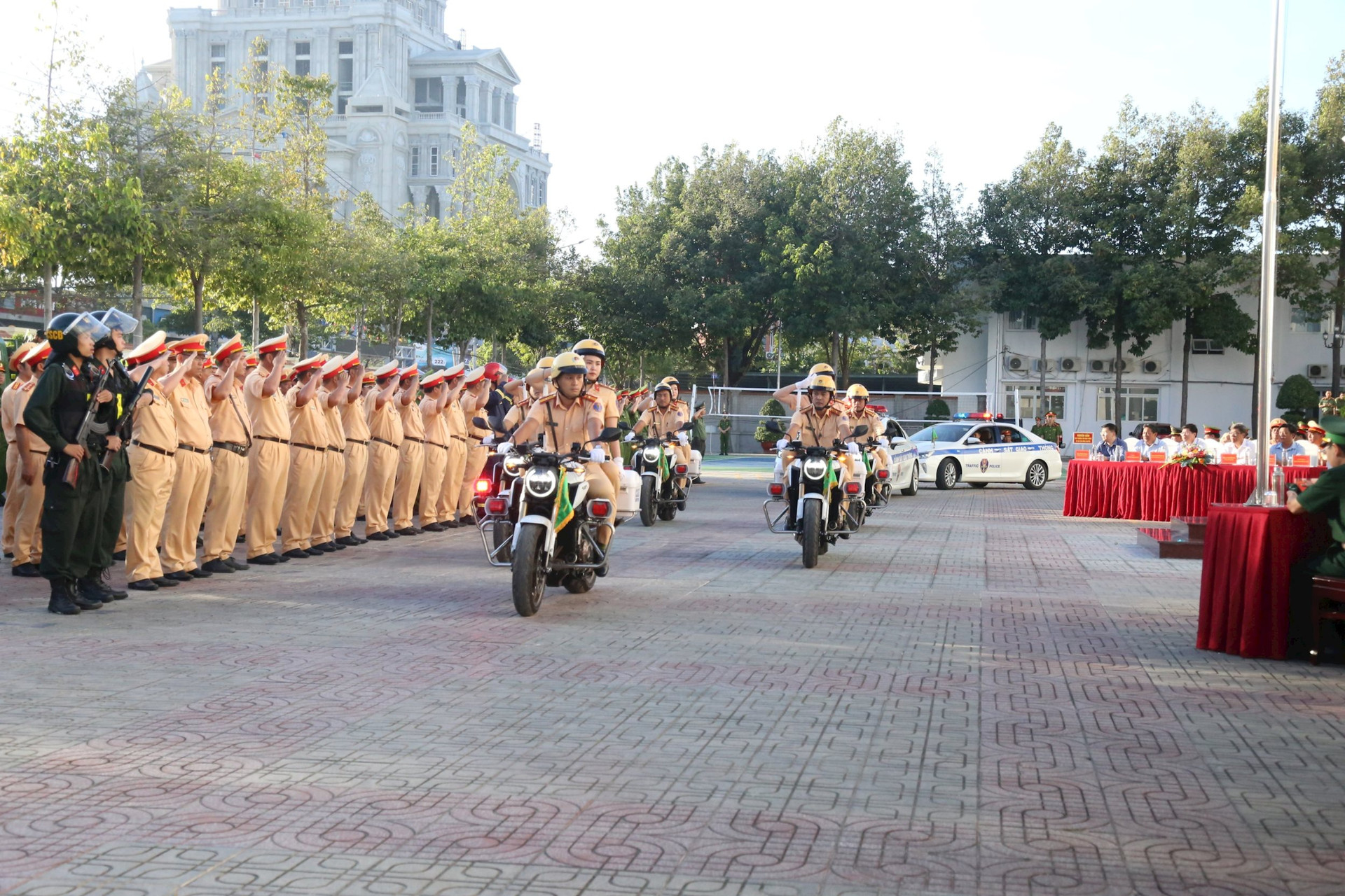 Bình Thuận Thực hiện cao điểm bảo đảm trật tự, an toàn giao thông dịp Tết Nguyên đán
