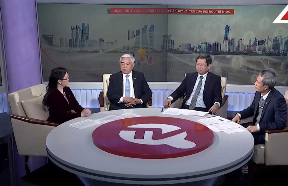 Bài 4 Hoàn thiện cơ chế, chính sách phát huy vai trò của đội ngũ trí thức