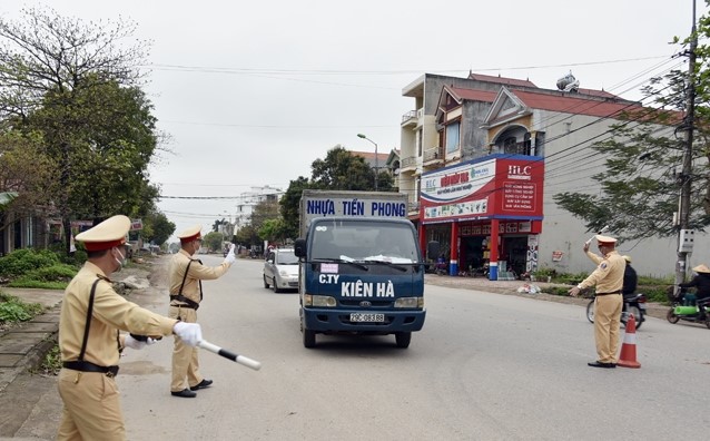 Xử lý nghiêm các vi phạm về an toàn giao thông tại địa phương