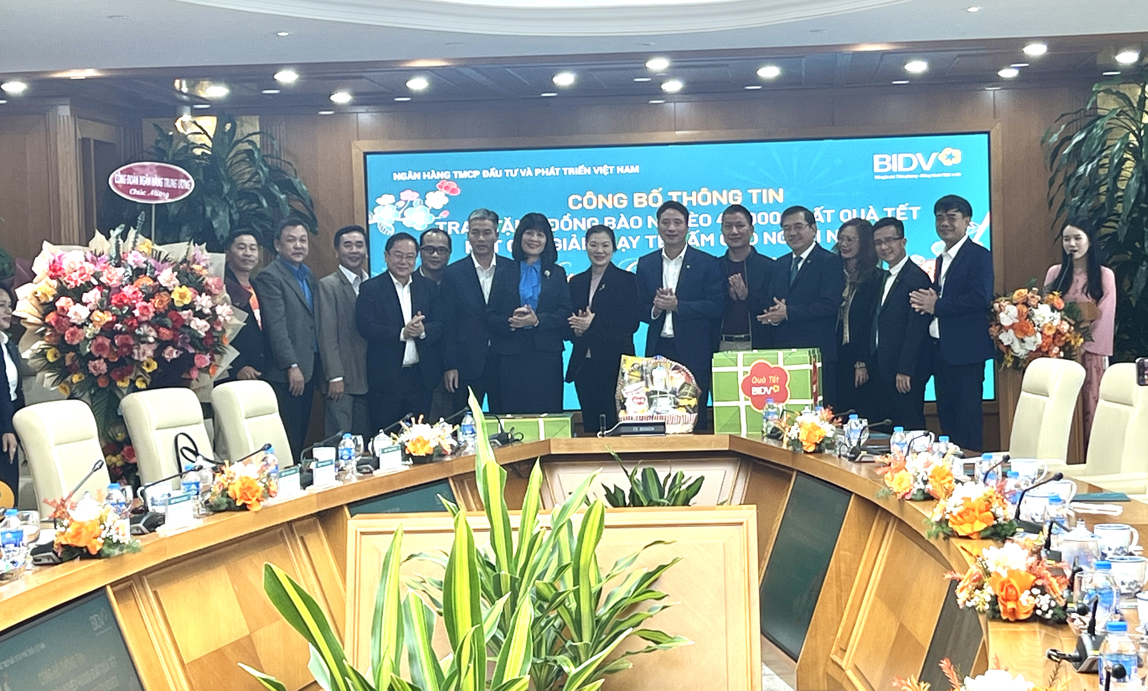 BIDV dành 20 tỷ đồng tặng quà Tết cho đồng bào nghèo Xuân Giáp Thìn 2024