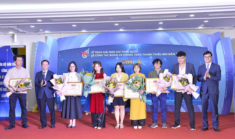 Trao Giải báo chí toàn quốc về công tác Đoàn và phong trào thanh thiếu nhi năm 2023