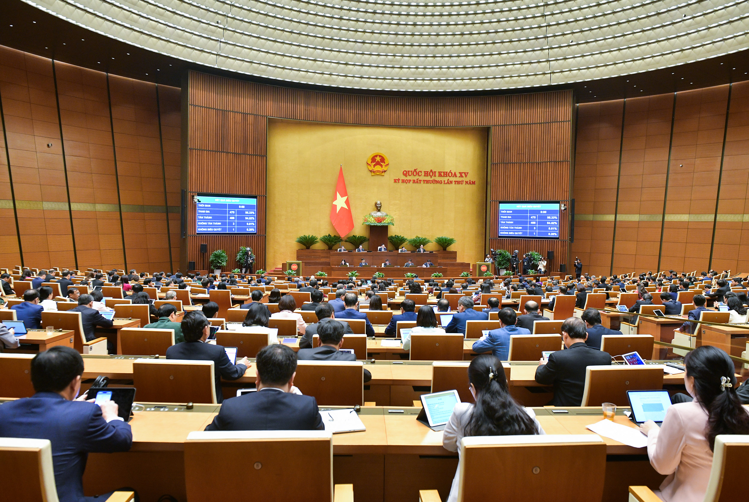 Vì quốc kế dân sinh