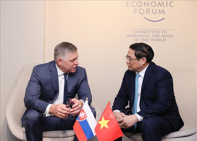 Thủ tướng gặp nhiều lãnh đạo các nước, tổ chức quốc tế bên lề WEF Davos 2024