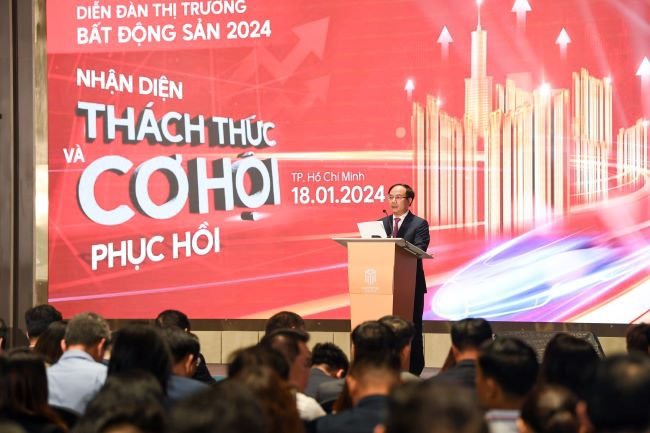 Diễn đàn “Thị trường bất động sản năm 2024” Nhận diện thách thức và cơ hội phục hồi