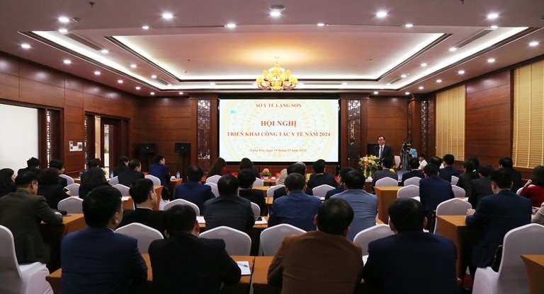 Ngành y tế tỉnh Lạng Sơn tiếp tục phấn đấu vì sự nghiệp bảo vệ, chăm sóc sức khỏe nhân dân