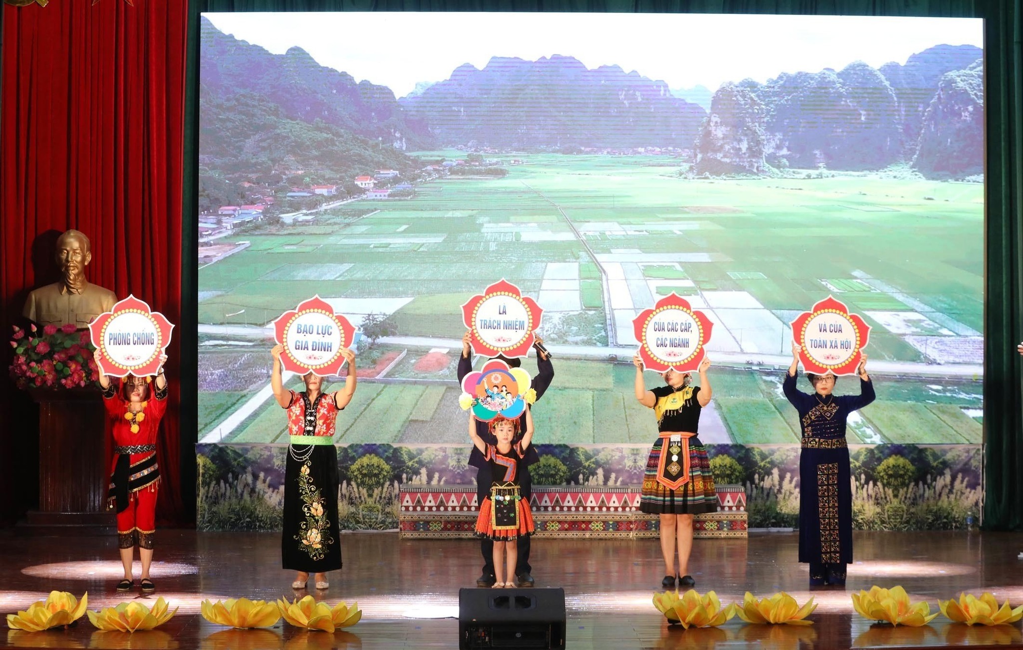 Lạng Sơn Nỗ lực thúc đẩy mục tiêu bình đẳng giới năm 2024