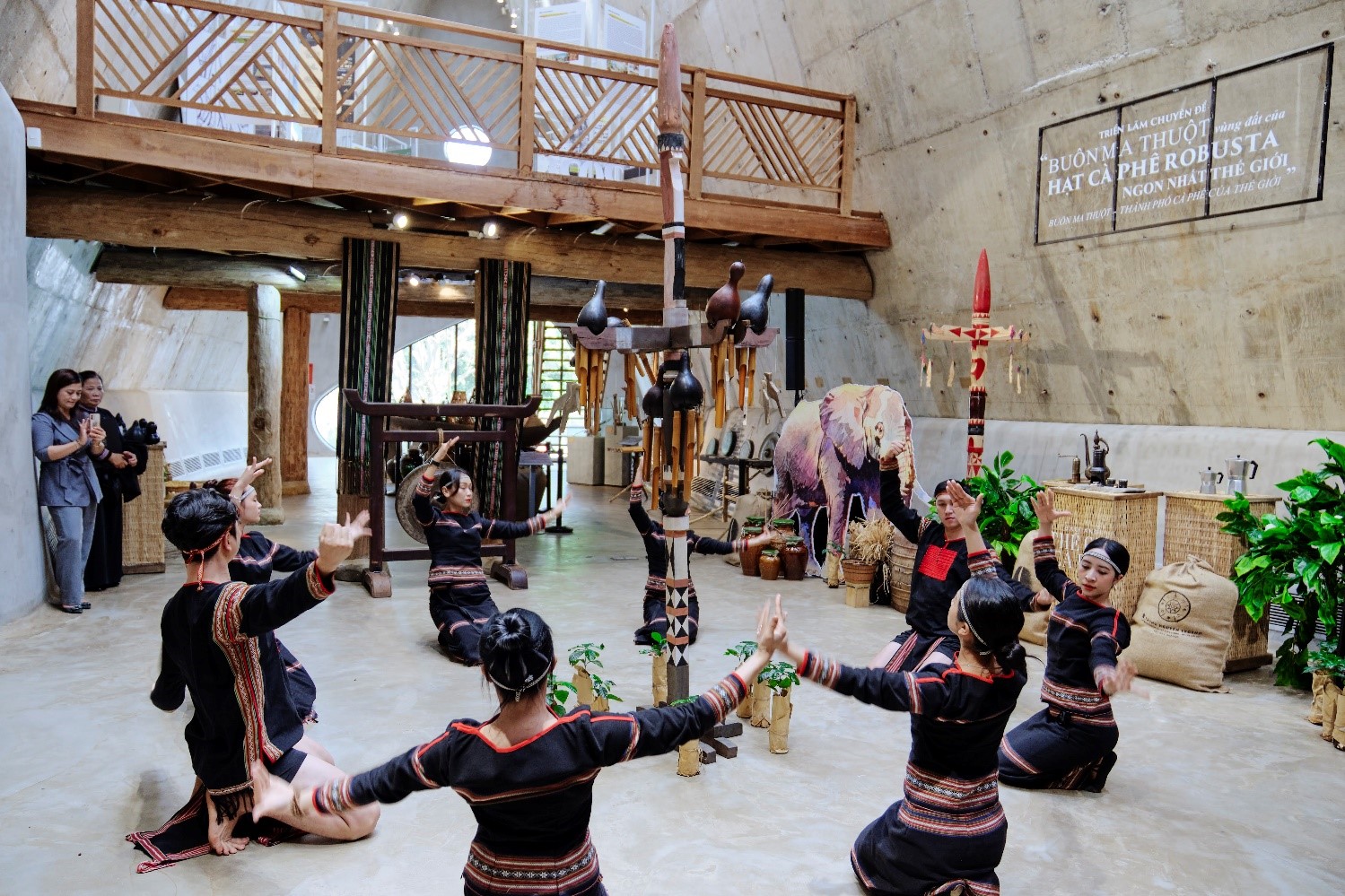 Triển lãm “Buôn Ma Thuột – Vùng đất của hạt cà phê Robusta ngon nhất thế giới”