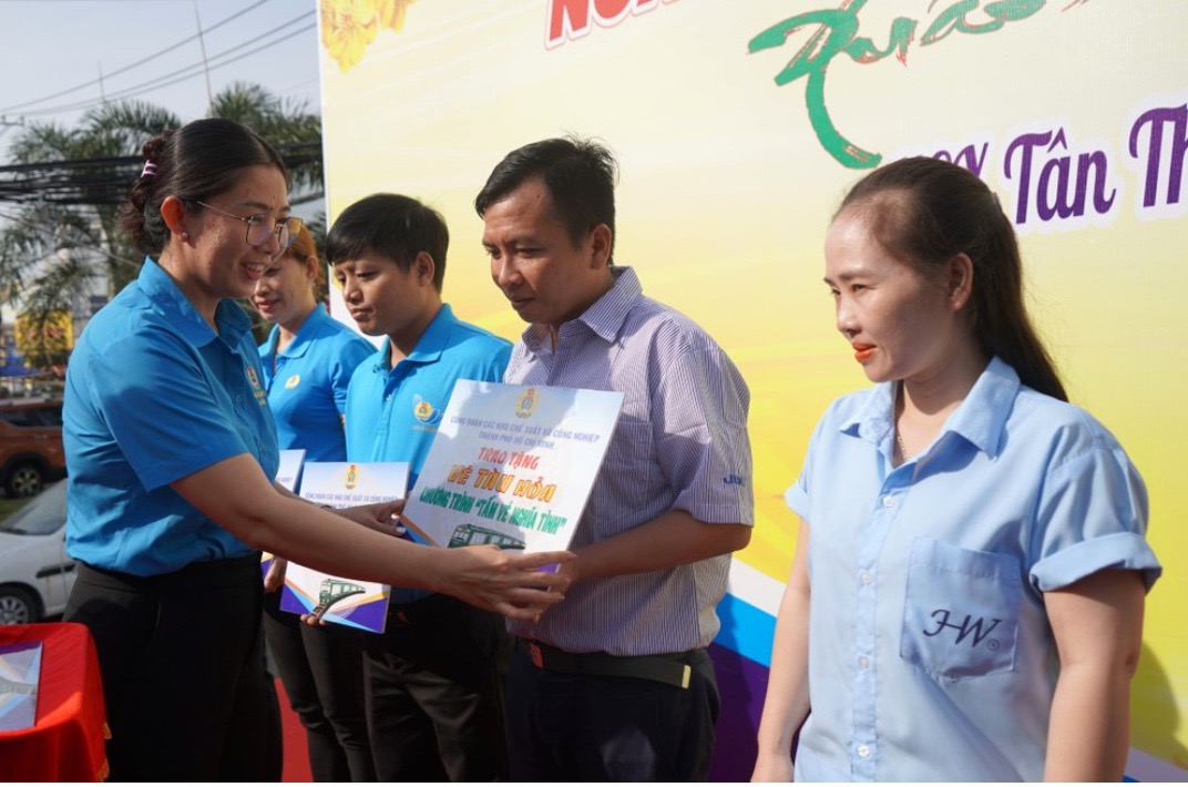 Ngày hội nghĩa tình - Tết đoàn viên