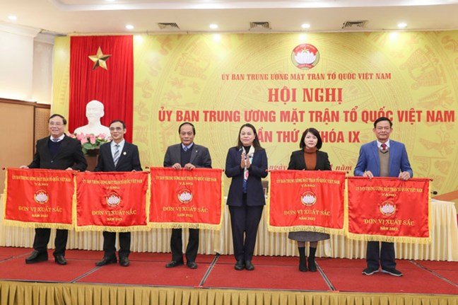 Góp phần xây dựng hệ thống văn kiện và đề án nhân sự UBTƯ MTTQ Việt Nam khóa X