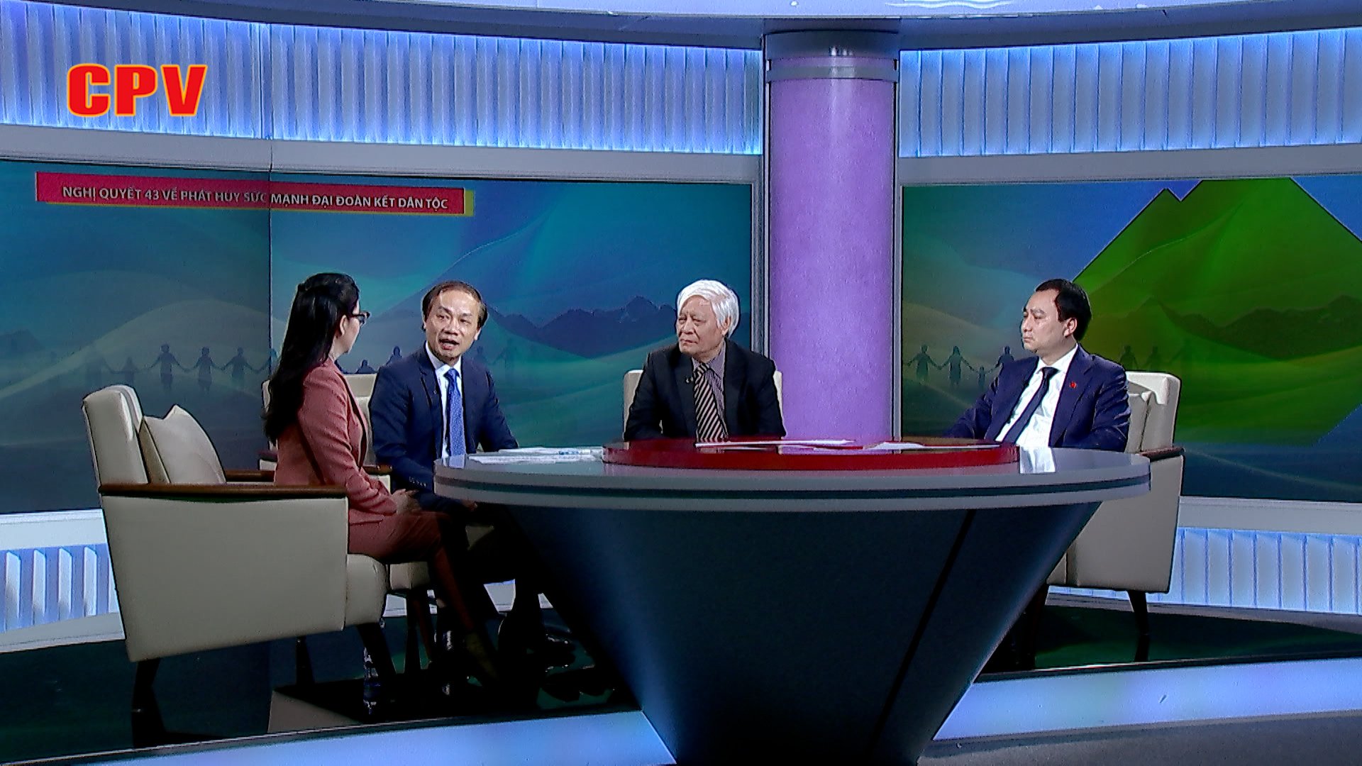 Bài 1 Khối đại đoàn kết toàn dân tộc ngày càng được củng cố vững chắc