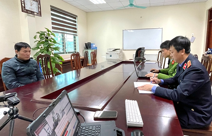 Tuyên Quang Buôn bán hàng giả, 4 người trong gia đình bị khởi tố
