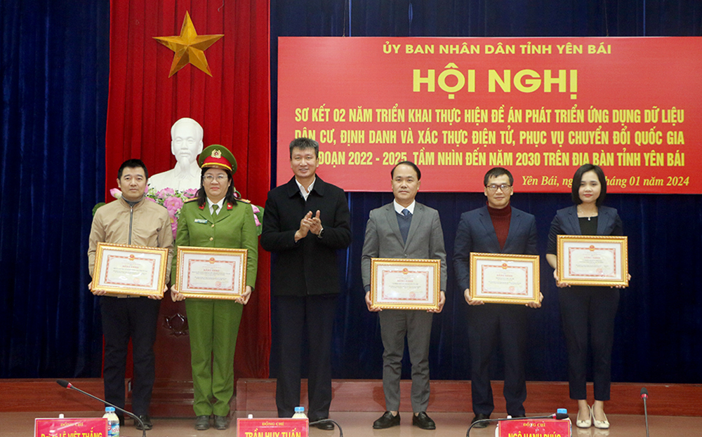 Yên Bái đứng thứ 3 63 tỉnh, thành về chất lượng cung cấp dịch vụ công trực tuyến