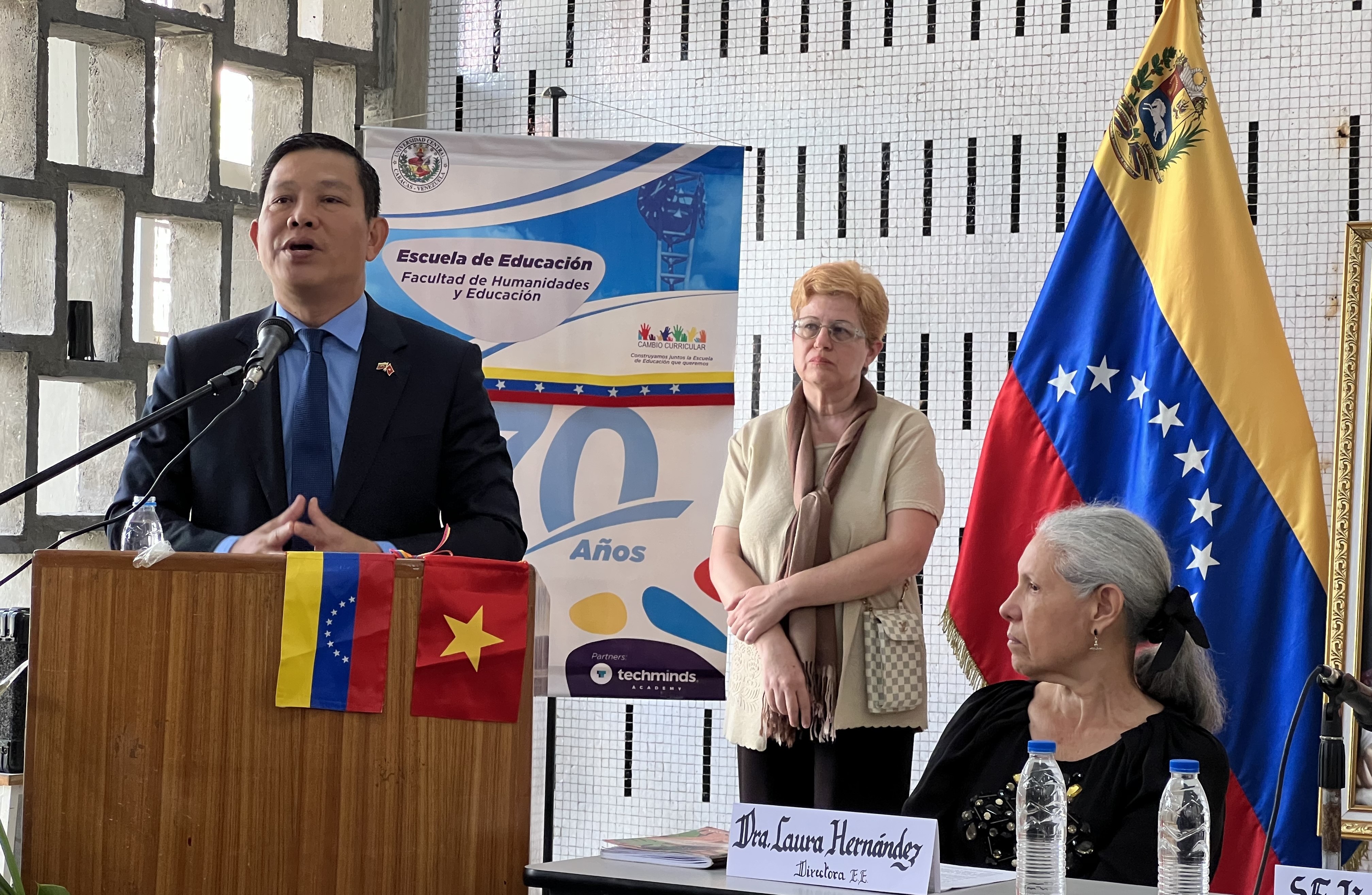 Tọa đàm về thân thế, sự nghiệp của Chủ tịch Hồ Chí Minh và Cách mạng Việt Nam tại Venezuela