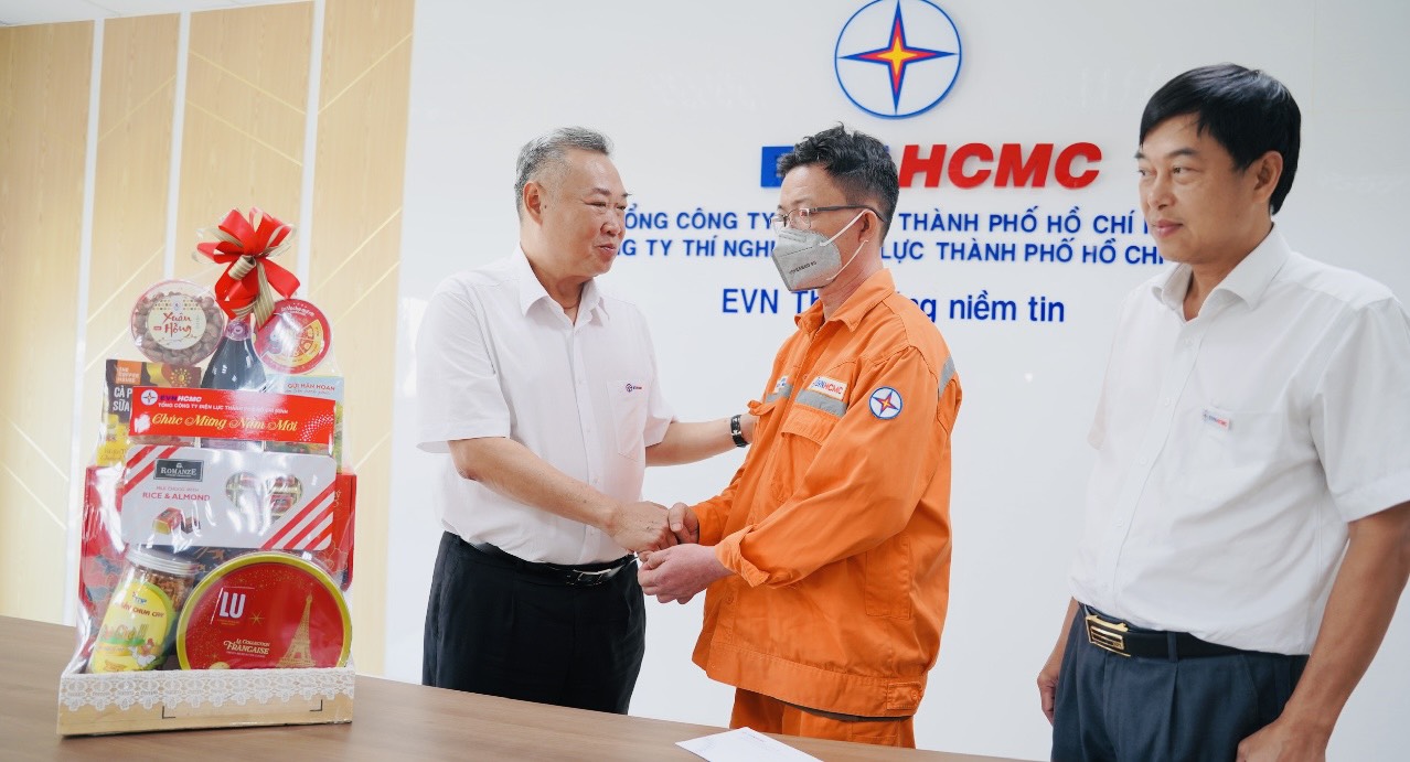 EVNHCMC chú trọng thực hiện các hoạt động chăm lo cho người lao động