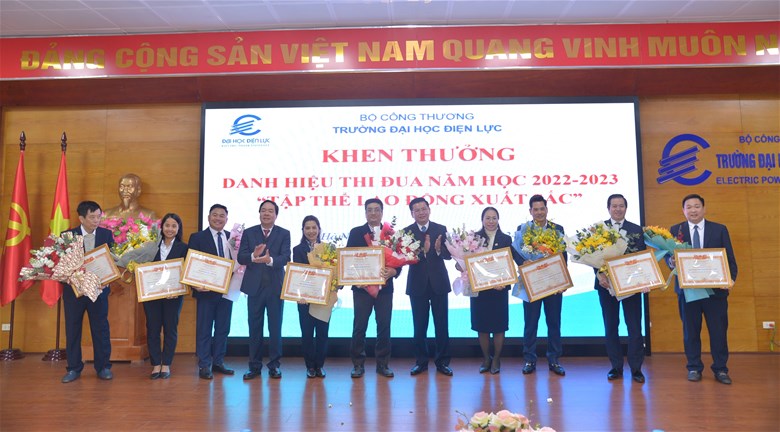 Hội nghị đại biểu viên chức và người lao động Trường Đại học Điện lực