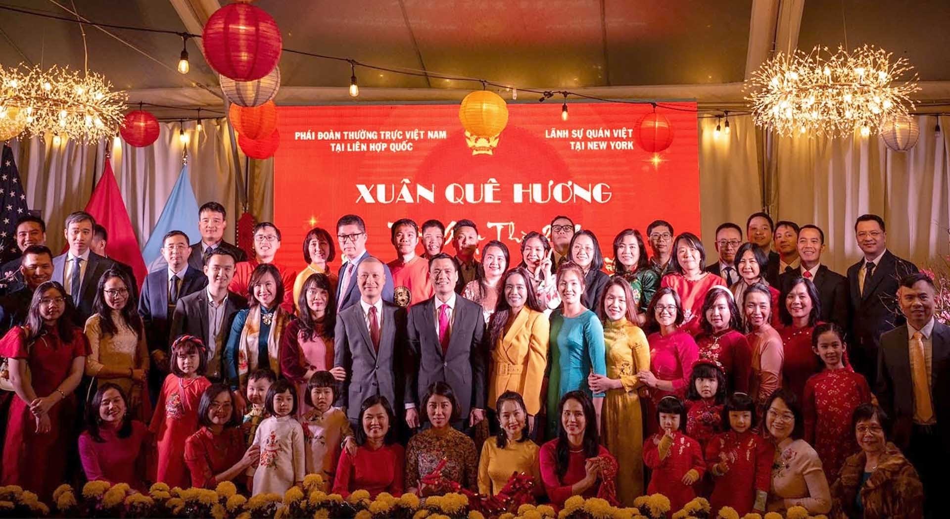 Ấm áp Chương trình “ Tết cộng đồng - Xuân Quê hương Giáp Thìn 2024” tại New York