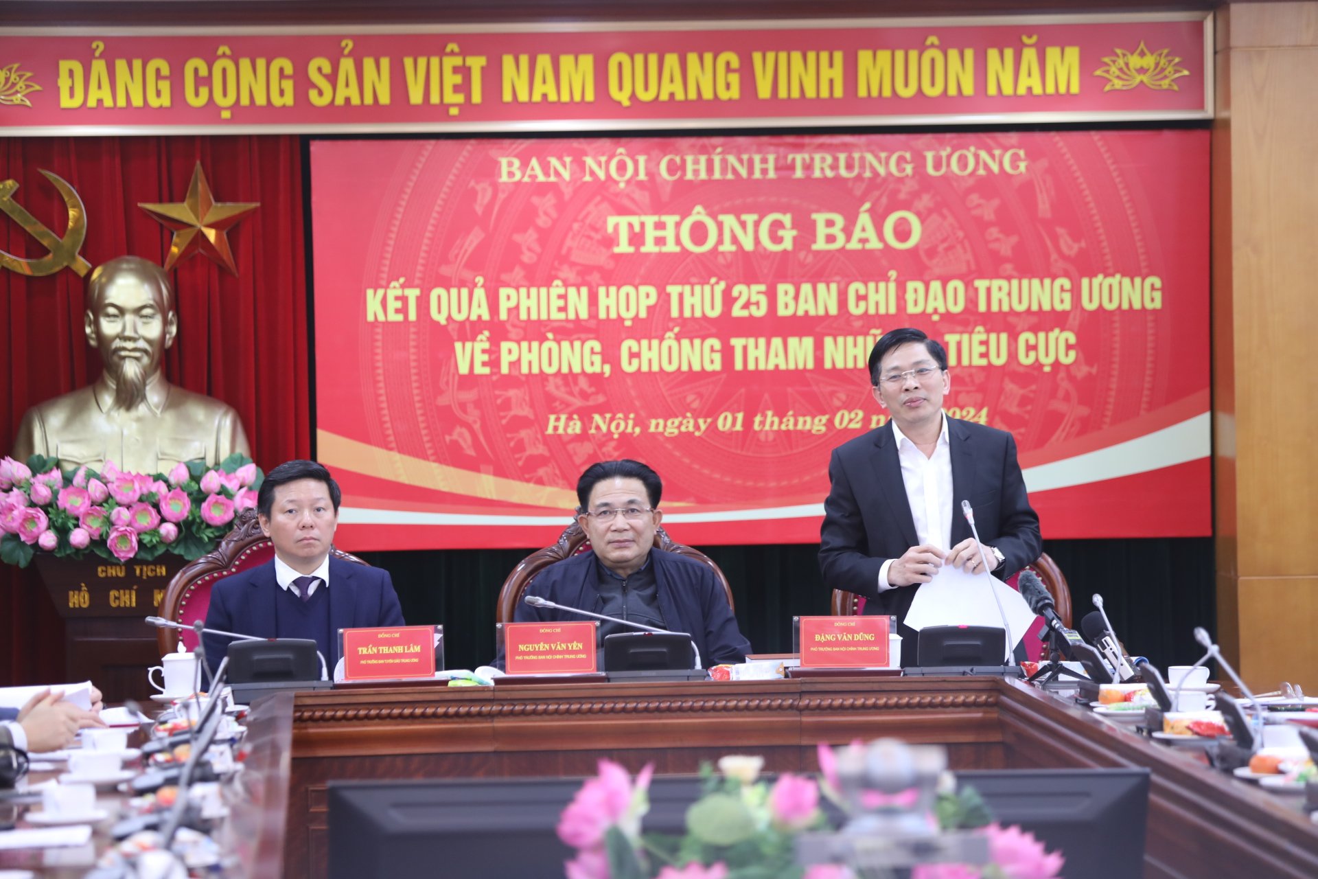 Năm 2023, kỷ luật 19 cán bộ diện Bộ Chính trị, Ban Bí thư quản lý
