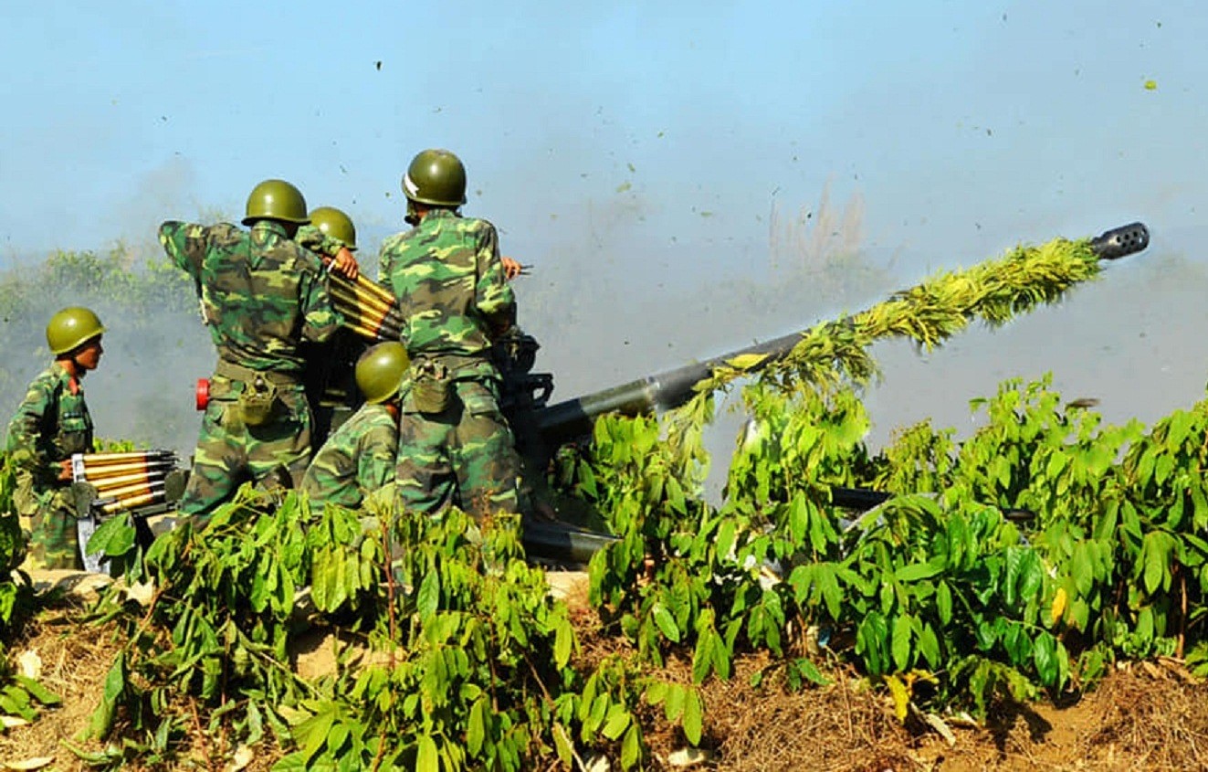 Xuân trên trận địa canh trời