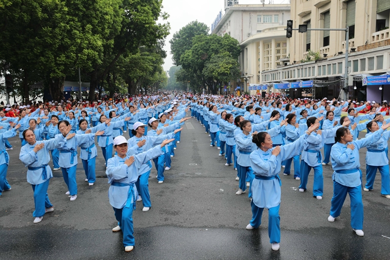 Hà Nội Triển khai thực hiện việc hỗ trợ kinh phí đóng bảo hiếm y tế cho người cao tuổi
