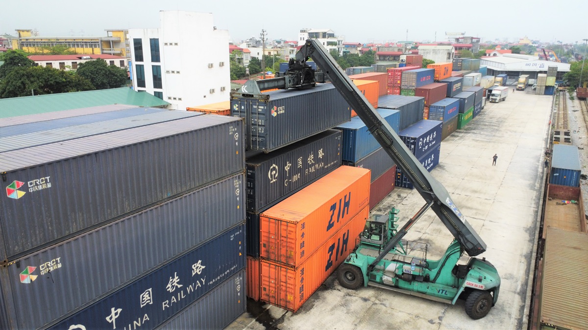 Bài 6 Đất nước phục hồi mạnh nhờ “cú hích” từ tăng trưởng vận tải