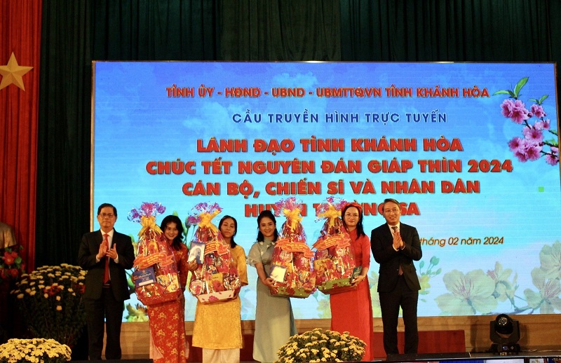 Khánh Hòa và cả nước luôn hướng về Trường Sa thân yêu