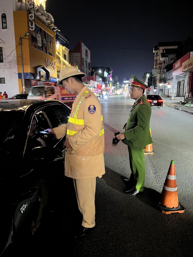 Ngày đầu năm mới, xử lý gần 7 500 trường hợp vi phạm giao thông